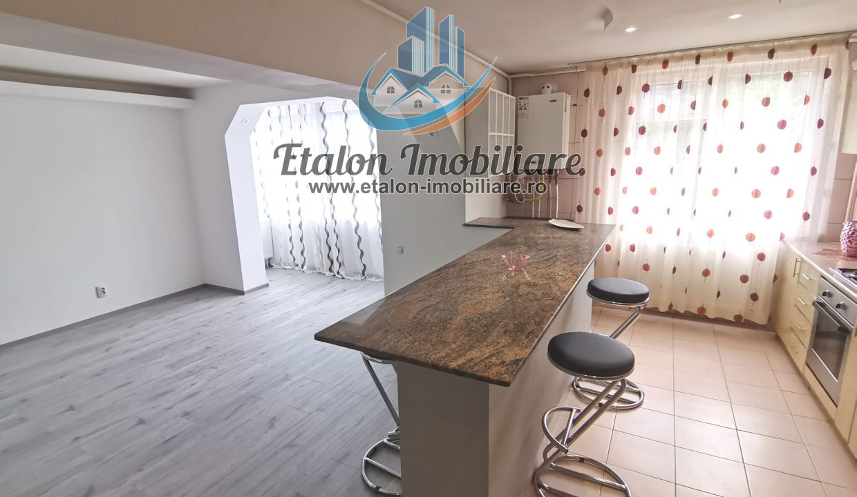 Apartament 2 camere, etaj 3, zona Apa Serv Piatra Neamt